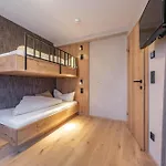 Rose Hotel 4*