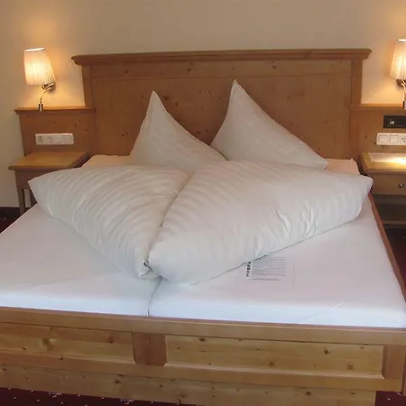 Rose Hotel 4*